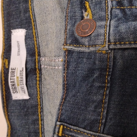 Signature by Levi Strauss & Co Men's Straight Fit Jeans - Picture 4 of 8